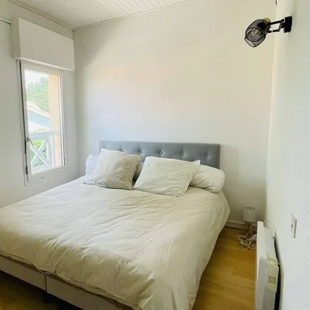 Rent this 2 bed duplex on 40600 Biscarrosse