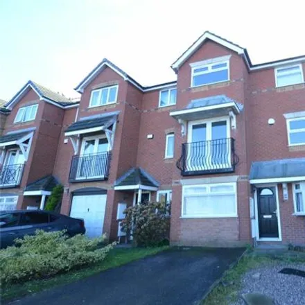 Buy this 4 bed townhouse on Lockfields View in Liverpool, L3 6LW