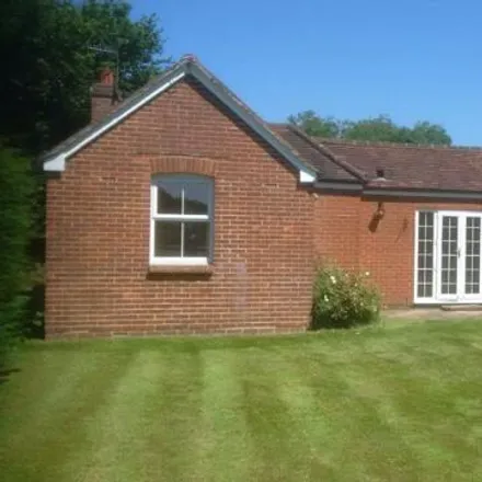 Rent this 3 bed house on East Shalford Lane in Chilworth, GU4 8AT
