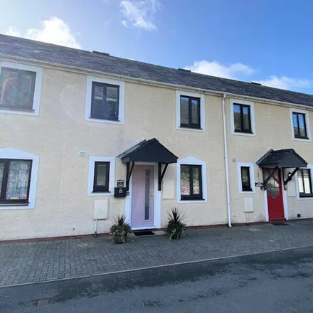 Buy this 3 bed townhouse on Ty Ardudwy in A493, Aberdovey