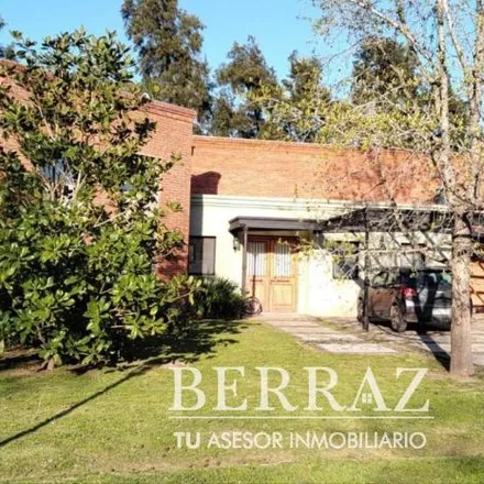 Rent this 3 bed house on unnamed road in Fátima, B1629 CFE Fátima