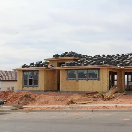 Buy this 5 bed house on Highland Parkway in Washington, UT 84780