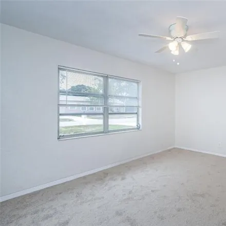 Image 7 - 58th Street South & Tangerine Avenue South, 58th Street South, Saint Petersburg, FL 33707, USA - House for rent