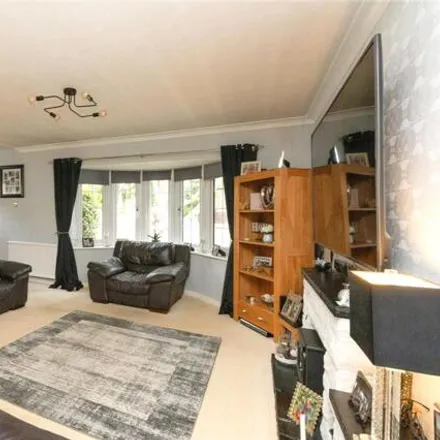 Image 3 - Copse Close, Camberley, GU15 2BW, United Kingdom - House for sale