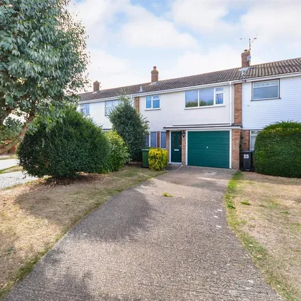 Rent this 3 bed townhouse on 37 Winstree Road in Burnham-on-Crouch, CM0 8ET