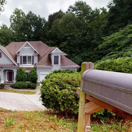 Buy this 5 bed house on 590 Tahoma Drive Northeast in Sandy Springs, GA 30350