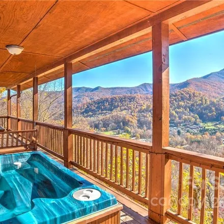 Image 2 - 349 Cub Trail, Maggie Valley, Haywood County, NC 28751, USA - House for sale