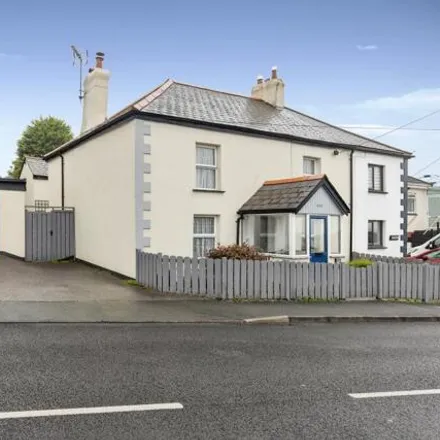Buy this 3 bed duplex on Phernyssick Road in St. Austell, PL25 3TY