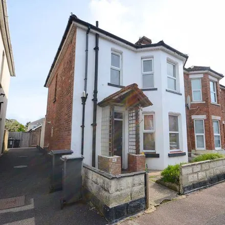 Rent this 3 bed duplex on Shelbourne Road in Bournemouth, BH8 8UT