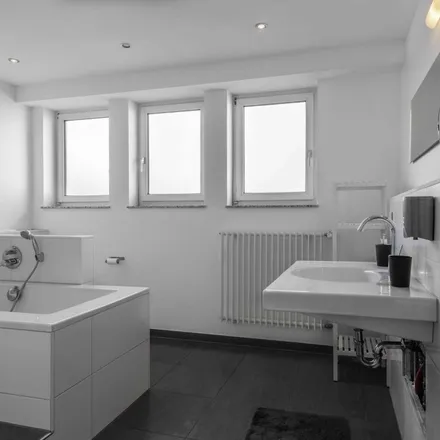 Image 3 - moveorespiro | studio west, Leuschnerstraße 36, 70176 Stuttgart, Germany - Apartment for rent