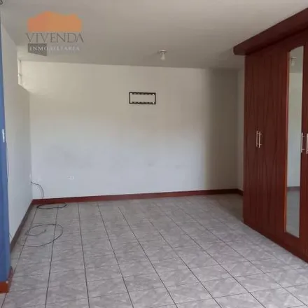 Buy this 4 bed house on Calle 17 in Miraflores, Miraflores 04004
