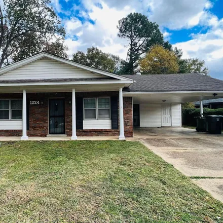 Buy this 3 bed house on 1224 Heathcliff Drive in Shelby Farms, Memphis