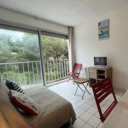Rent this 1 bed apartment on 66750 Saint-Cyprien