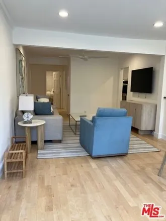 Rent this 2 bed condo on Bicknell Avenue in Santa Monica, CA 90401