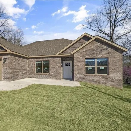 Buy this 4 bed house on 17 Holcombe Lane in Bella Vista, AR 72714