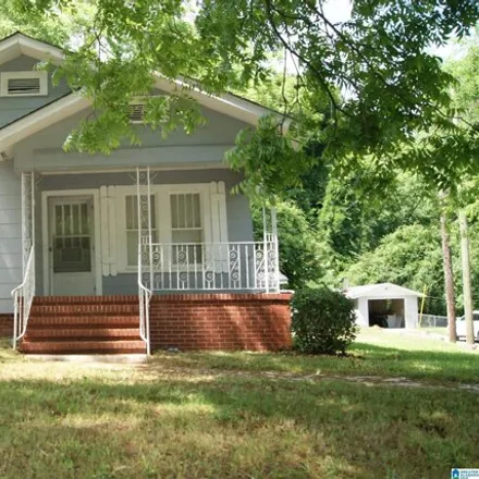 Buy this 3 bed house on 3126 Allison-Bonnett Memorial Drive in Hueytown Crest, Hueytown
