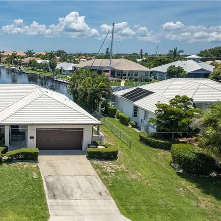 Buy this 3 bed house on 161 Cresent Drive in Punta Gorda Isles, Punta Gorda