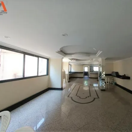 Buy this 4 bed apartment on Avenida Serzedelo Corrêa 938 in Batista Campos, Belém - PA