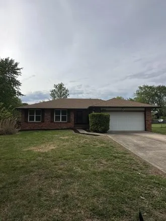 Buy this 3 bed house on 2045 South Suprema Avenue in Greene County, MO 65807