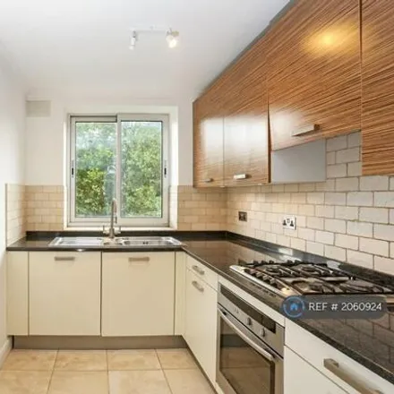 Image 7 - Boltons Court, 216 Old Brompton Road, London, SW5 0BS, United Kingdom - Apartment for rent