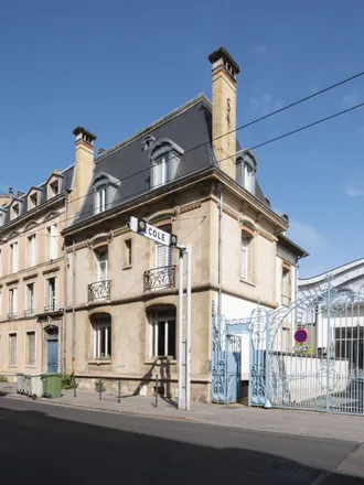 Image 2 - 9 Place Stanislas, 54000 Nancy, France - Townhouse for rent