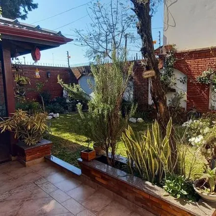 Buy this 4 bed house on Entre Ríos 2288 in Quilmes Oeste, 1879 Quilmes