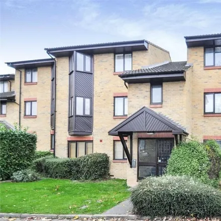 Rent this 1 bed apartment on Perrin Place in Chelmsford, CM2 0AL