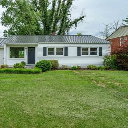 Buy this 3 bed house on 3688 Montclair Road in Holston Hills, Kingsport