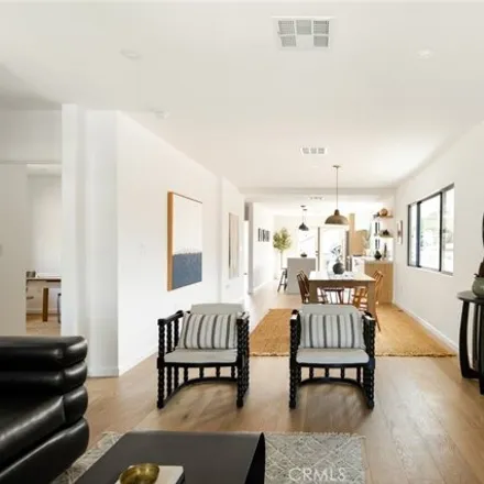 Image 7 - 3346 Loosmore Street, Los Angeles, CA 90065, USA - House for sale