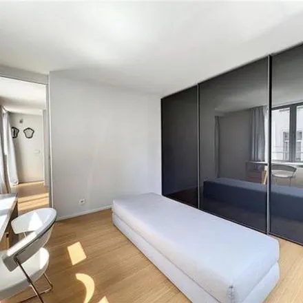 Rent this 2 bed apartment on Rue de Stassart - de Stassartstraat 51 in 1050 Ixelles - Elsene, Belgium