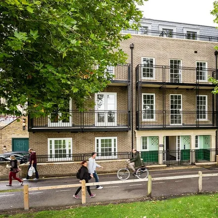 Image 1 - 19 Regent Terrace, Cambridge, CB2 1AA, United Kingdom - Apartment for rent