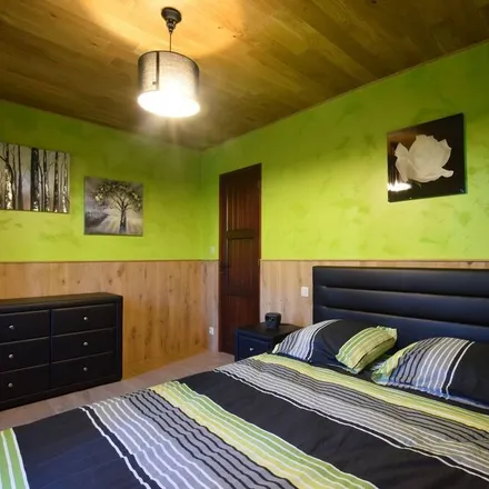 Rent this 2 bed house on Nassogne in Marche-en-Famenne, Belgium