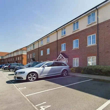 Buy this 2 bed apartment on Cwrt y Terfyn in Flintshire, CH4 8QJ