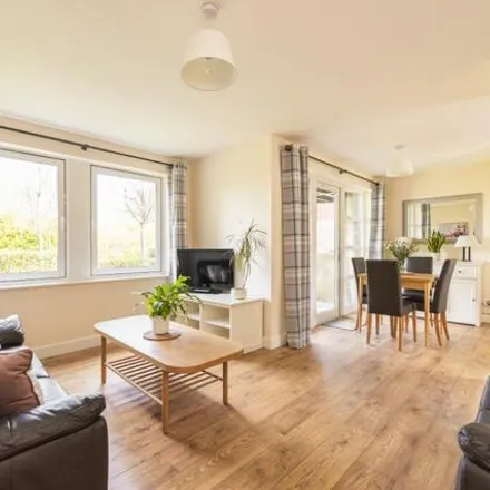 Image 2 - 7/1 Meggetland View, Edinburgh, Edinburgh, Eh14 1xt - Apartment for sale