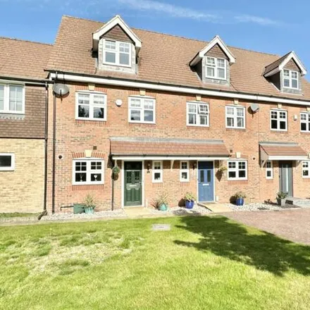 Buy this 3 bed townhouse on 29 Gomer Road in Bagshot, GU19 5EB