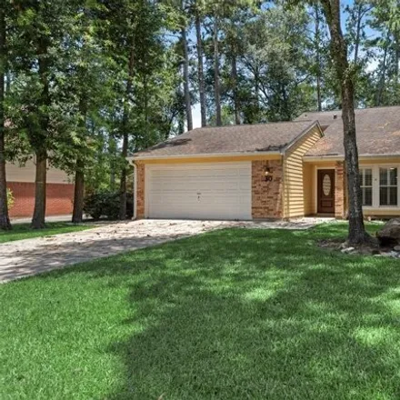 Rent this 3 bed house on 40 Berryfrost Lane in Grogan's Mill, The Woodlands