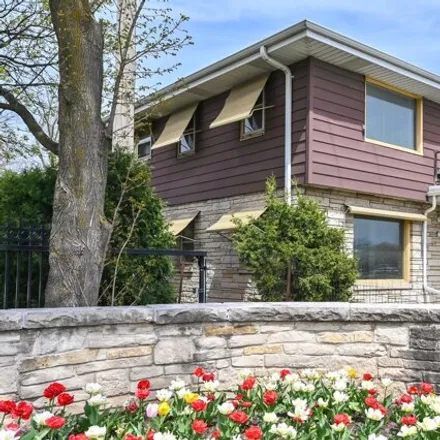 Buy this studio house on 10114 in 10116 West North Avenue, Wauwatosa