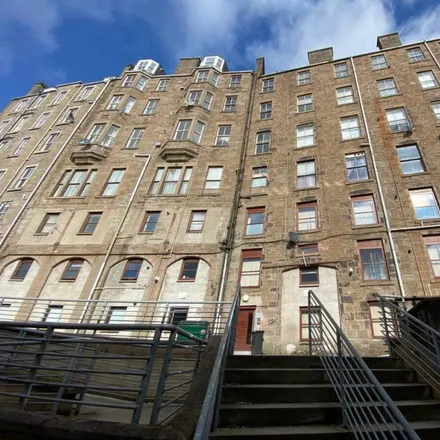 Rent this 4 bed apartment on Reform Street in Central Waterfront, Dundee