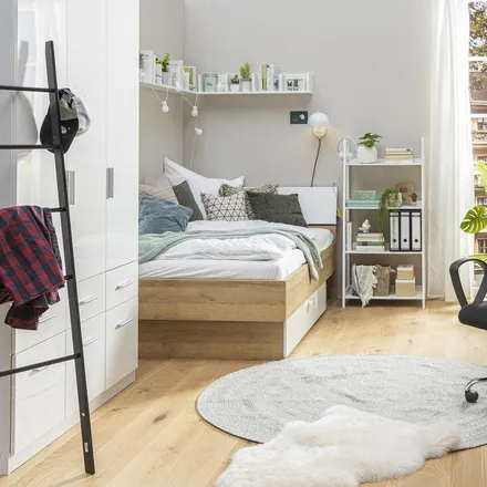 Rent this 1 bed apartment on Osterholzer Landstraße 74 in 28327 Bremen, Germany