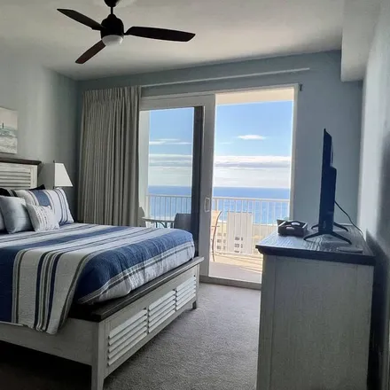 Rent this 3 bed condo on Panama City Beach