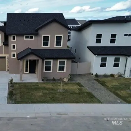 Buy this 3 bed house on White River Street in Caldwell, ID 83652