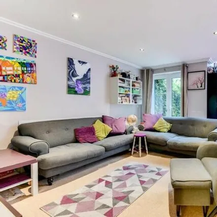 Buy this 4 bed townhouse on Blossom Cafe Bar in 7 Fenchurch Walk, Brighton
