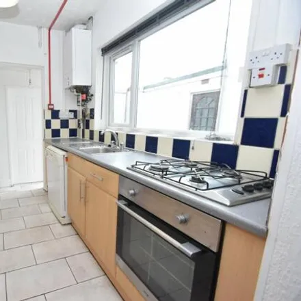 Image 2 - Gladys Street, Cardiff, CF24 4EX, United Kingdom - House for rent