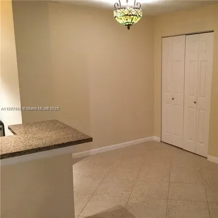 Image 3 - Cleary Boulevard, Plantation, FL 33324, USA - Condo for rent