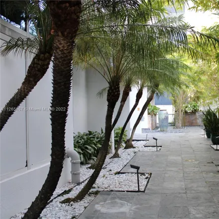 Image 2 - The Loft 1, Northeast 3rd Street, Miami, FL 33132, USA - Loft for rent