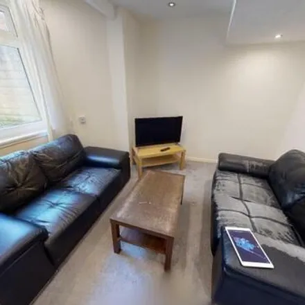 Rent this 3 bed house on 189 Royal Park Terrace in Leeds, LS6 1NH
