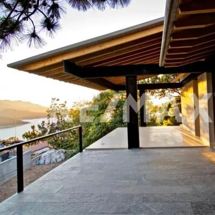 Image 1 - Calle Cruz de Misión 16, Sta MaríaAhuacatlán, 51200 Valle de Bravo, MEX, Mexico - House for sale