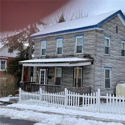 Image 2 - 184 Center Street, Village of Ellenville, Wawarsing, NY 12428, USA - House for sale