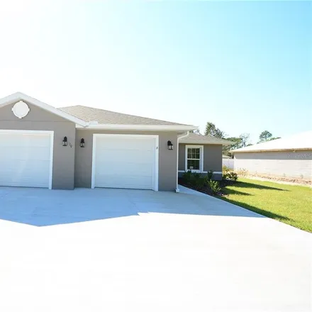 Rent this 3 bed duplex on 10 Union Mill Place in Palm Coast, FL 32164