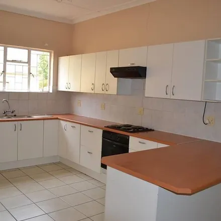 Image 5 - Kgatelopele Ward 2, Kgatelopele Local Municipality, ZF Mgcawu District Municipality, South Africa - Townhouse for rent